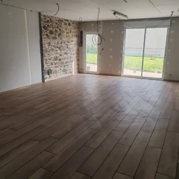 Intérieur du futur atelier, encore en travaux